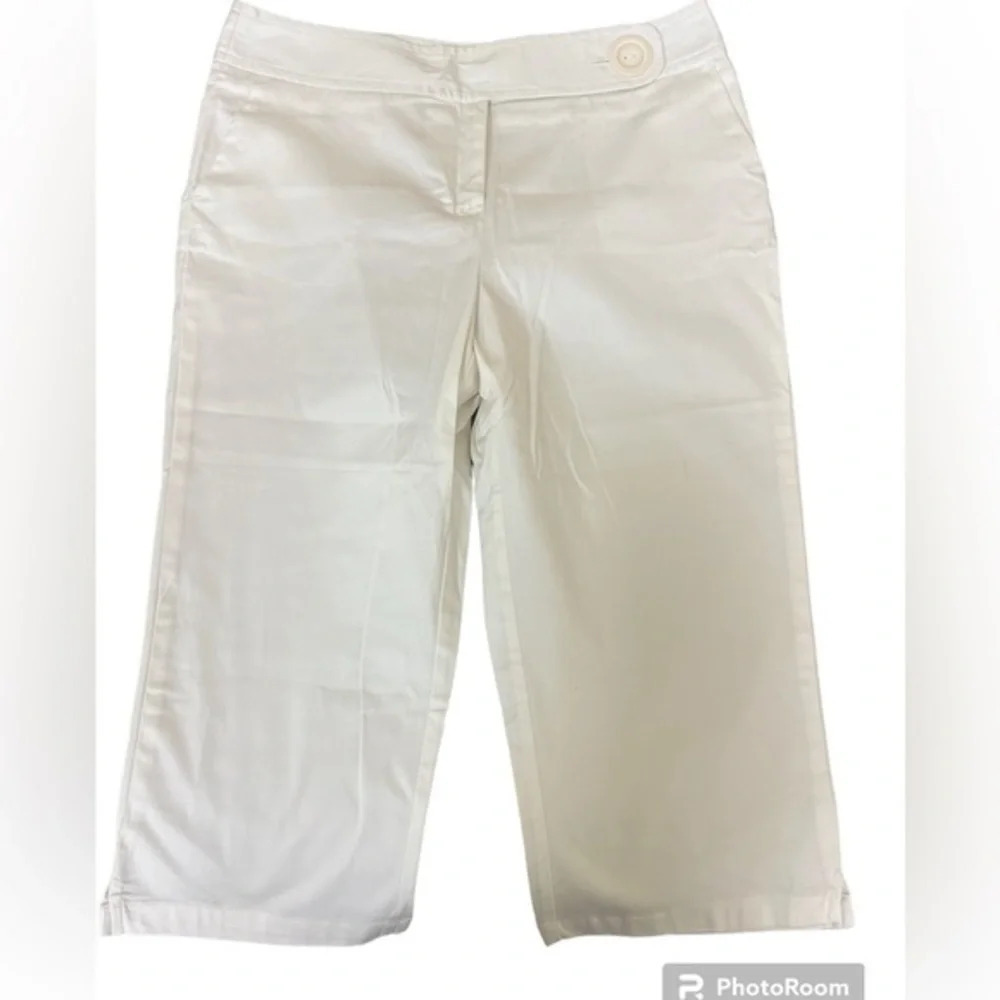 Catos White Capri pants